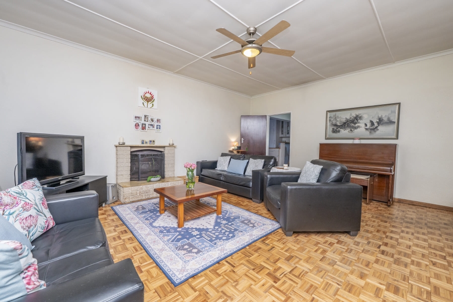 3 Bedroom Property for Sale in Protea Heights Western Cape